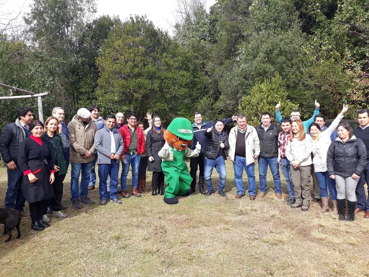 Miembros del Consejo Consultivo de la Reserva Nacional Altos de Pemehue conmemoraron Día de los Parques Nacionales