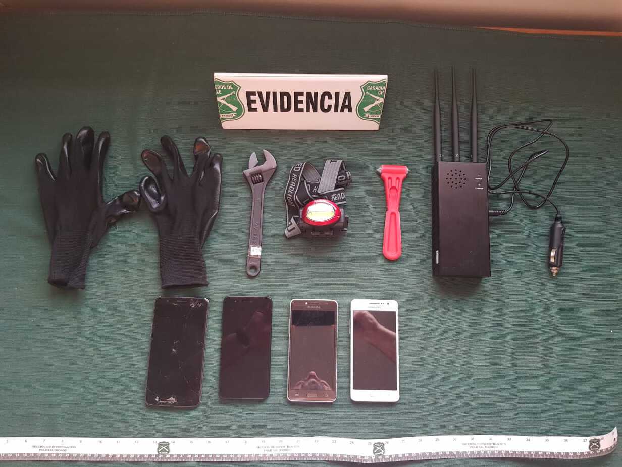Delincuentes del Biobío son detenidos en Osorno: usaban inhibidores de señal para robar en autos