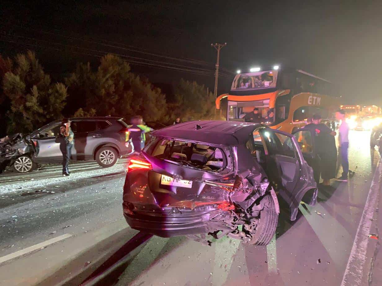 Cuatro vehículos protagonizan accidente en Ruta 5 Sur en Los Ángeles