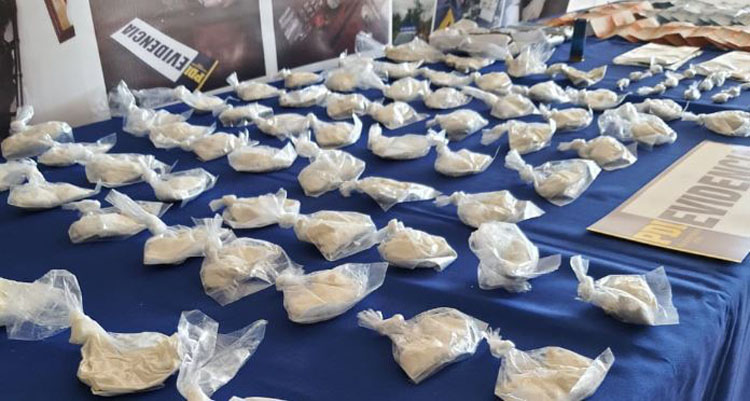 Hualpén: PDI detiene a sujeto e incauta más de 11 mil dosis de cocaína base