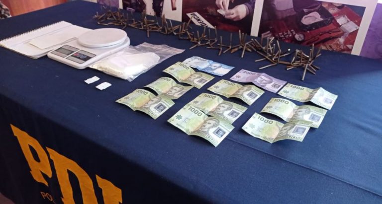 Dos hombre y una mujer fueron detenidos en Cabrero por tráfico de drogas: más de 300 dosis incautadas