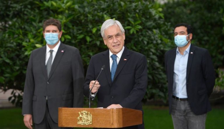 Y así va a pasar un año: Piñera anuncia una nueva extensión del Estado de Catástrofe