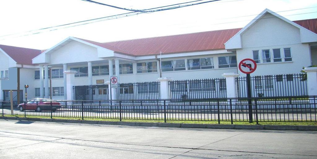 Colegio Saint George expulsion