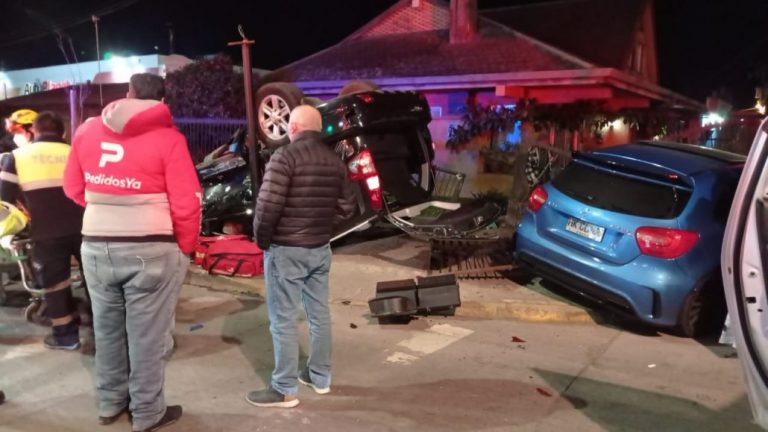 Triple colisión a alta velocidad y balacera ocurrió en avenida Alemania