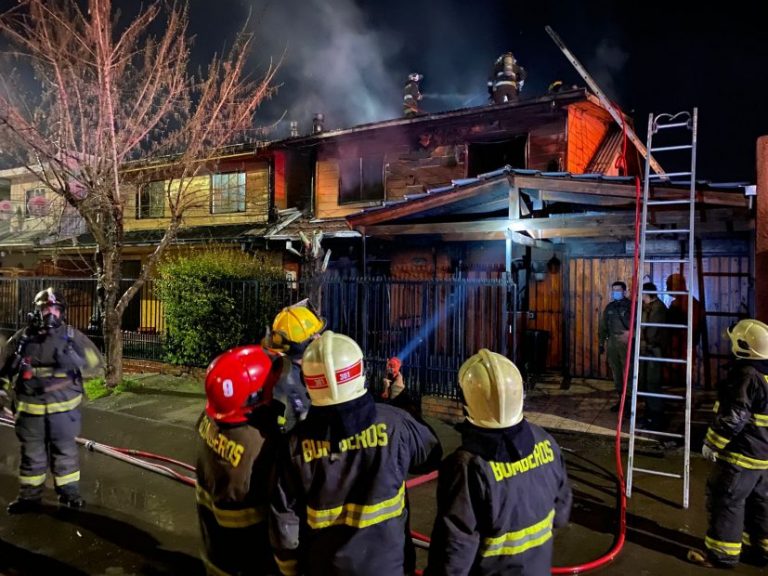 Dueño de casa muere en voraz incendio en villa Galilea de Los Ángeles