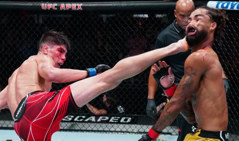 Lo mandó ‘a dormir’: Ignacio Bahamondes logró un brutal nocaut en la UFC