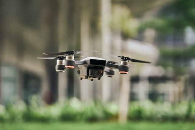 Con ayuda de un drone capturan a microtraficante en Cabrero