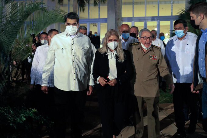 Nicolás Maduro llegó de sorpresa a Cuba a conmemorar muerte de Fidel