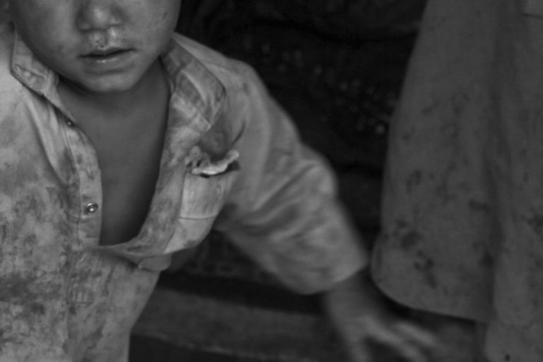 Triste hallazgo en Copiapó: 2 niños estaban abandonados en una casa