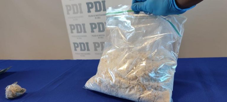 PDI de Los Ángeles capturó a dos traficantes con 15 millones en cocaína