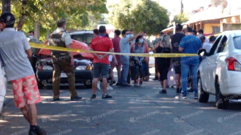 Hombre fue asesinado a balazos mientras conducía su auto en Los Ángeles