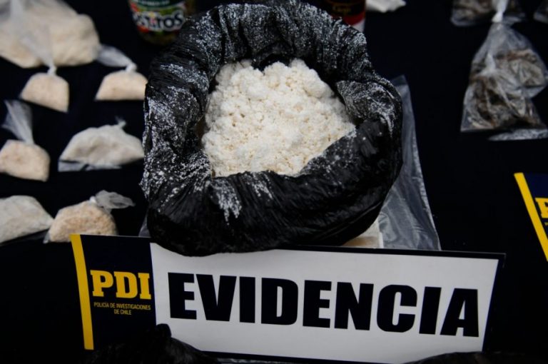 Colombiana es detenida en Los Ángeles con cocaína de alta pureza