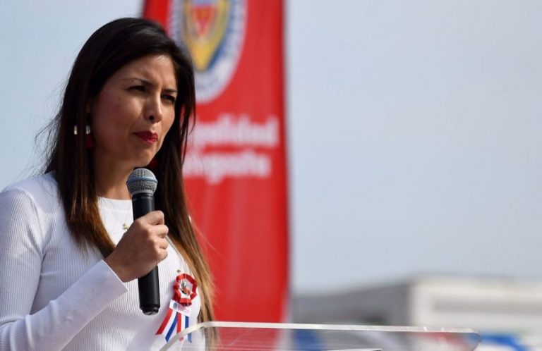 Ex alcaldesa Karen Rojo se fuga del país para evitar la cárcel