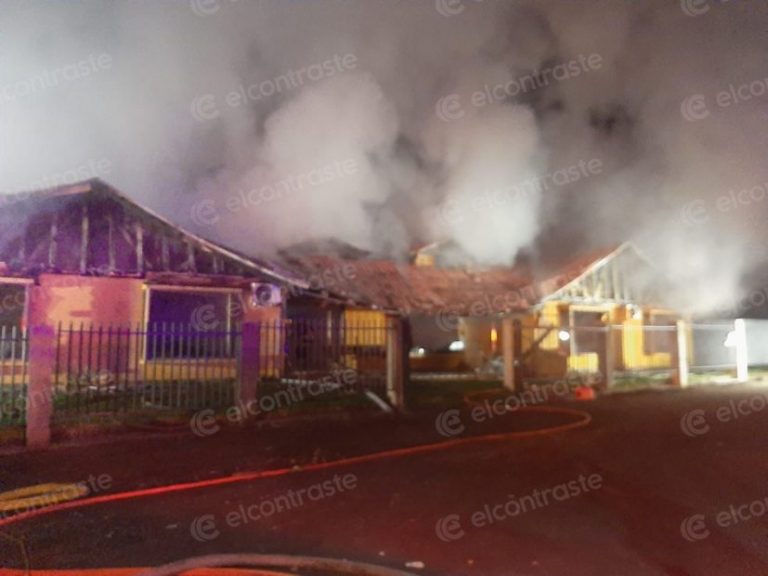 Incendio destruyó una casona en el sector Santa Matilde de Los Ángeles