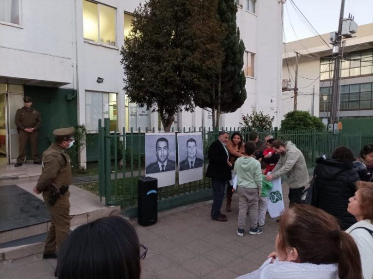 Realizan velatón en homenaje a mártires de Carabineros en Los Ángeles