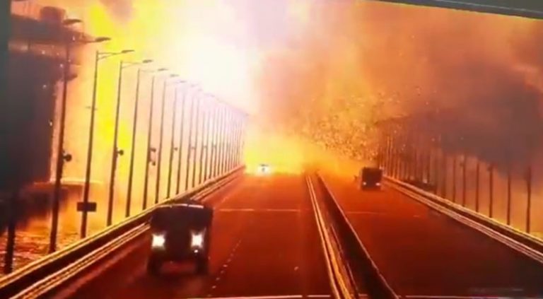 Los impactantes registros de la explosión en el puente de Crimea