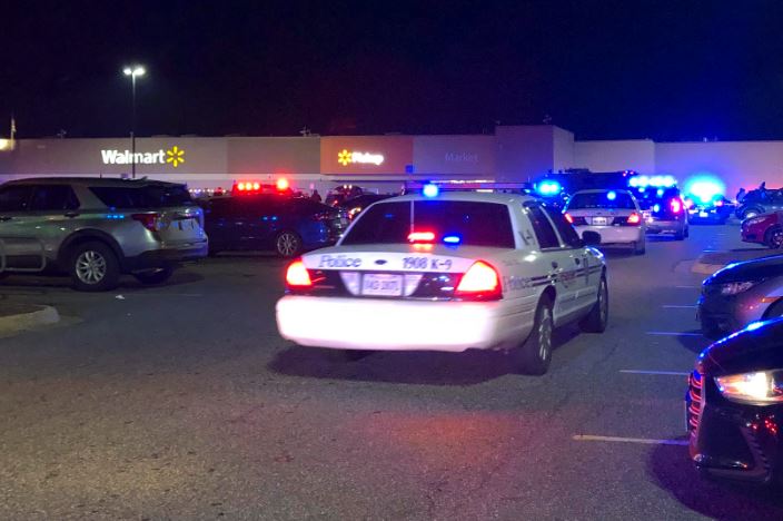 Gerente de tienda Walmart desata masacre con  un tiroteo en su tienda