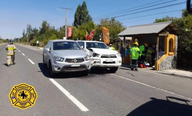 Menor resultó lesionada tras colisión de camionetas en Antuco