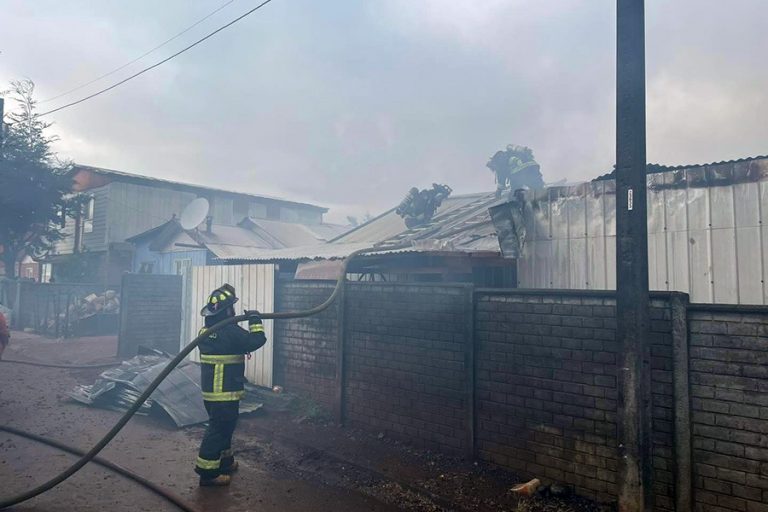 Niño de 3 años murió calcinado en un incendio que afectó a varias casas en Collipulli