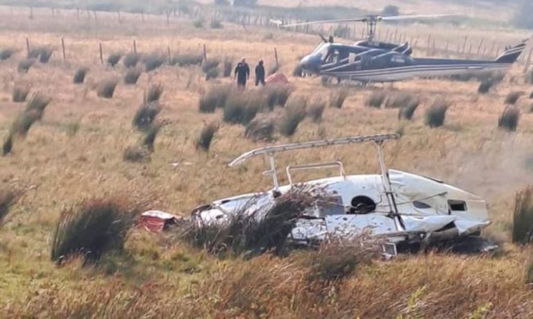 Helicóptero capotó mientras combatía incendio: dos brigadistas fallecieron