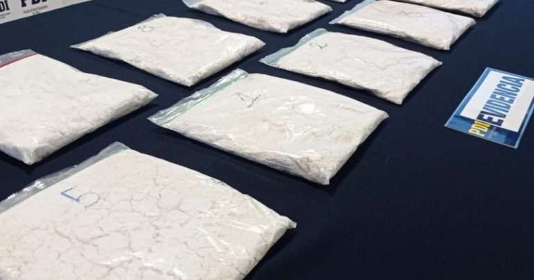 PDI captura a mujer narco y le incautan más de 100 millones en cocaína base en Los Ángeles