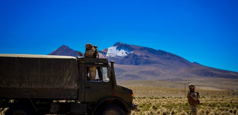 Explosión de mina deja seis funcionarios militares heridos en la frontera con Perú