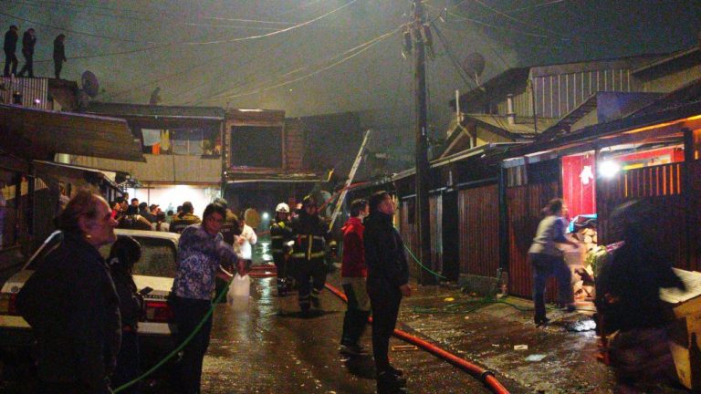 Los Ángeles: Bomberos confirma intencionalidad en el incendio de Villa Las Américas
