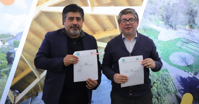 Alcaldes de Negrete y Mulchén firman un acuerdo de apoyo mutuo entre ambas comunas