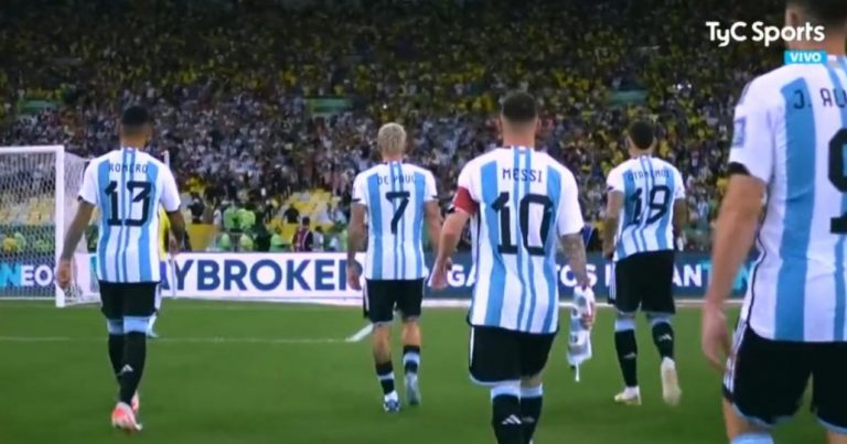 Graves incidentes entre hinchas y la policía retrasaron media hora el partido entre Argentina y Brasil