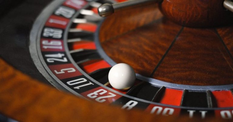 Proponen que los «Papitos Corazón» no puedan ingresar a los Casinos de Juego en Chile