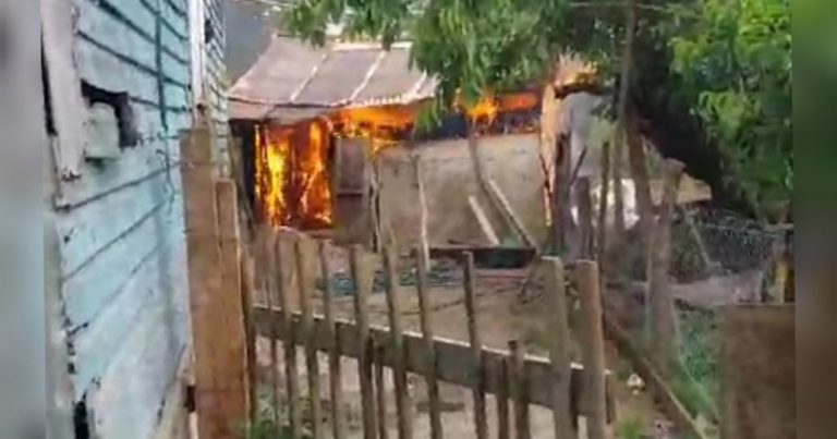 Un incendio afectó a una bodega en un sector rural de Mulchén