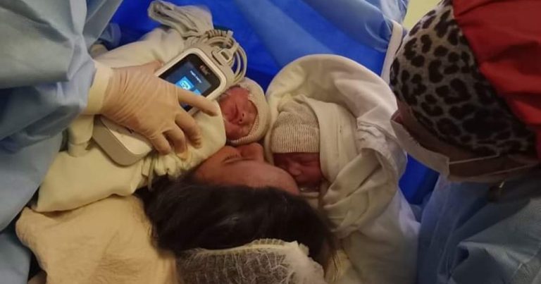 Nacen trillizos en el Hospital de Angol: Mateo, Ángel y Bruno