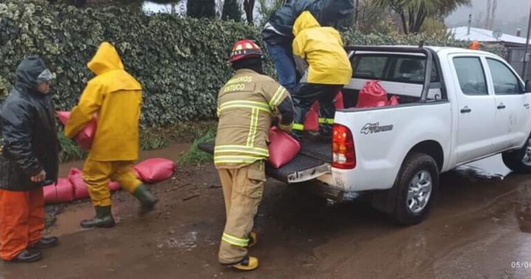 Bomberos se refiere a situación de Antuco por fuertes lluvias en la zona