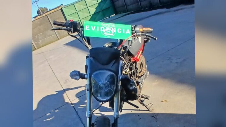 Con una motocicleta robada en Chillán fue detenido un joven en Los Ángeles