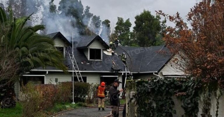 Bomberos se refiere a incendio que afectó a una vivienda en Los Ángeles