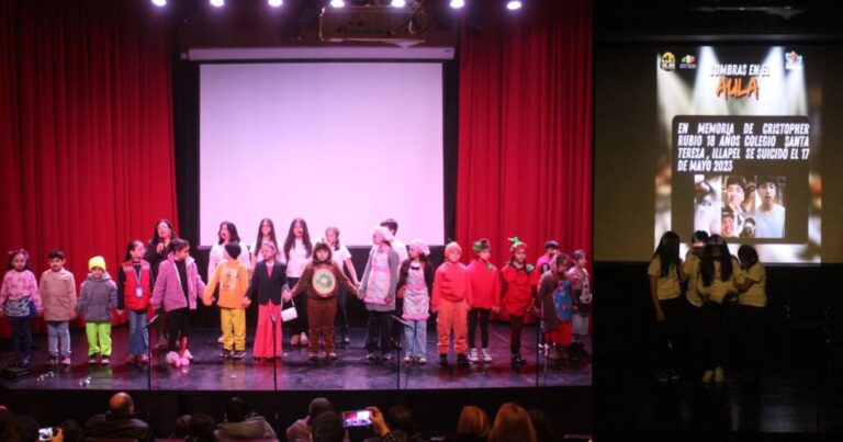 Escuela de Teatro Nacimiento llenó la Corporación Cultural con sus obras “La Fiesta de las Frutas” y “Sombras el el Aula”