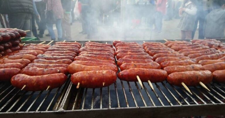 Todo lo que tienes que saber para disfrutar de la “Fiesta de la Longaniza” en Chillán