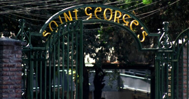 Colegio Saint George apelará ante Corte Suprema para revocar cancelación de matrícula: Alumnos hicieron fotos desnudas de compañeras con IA