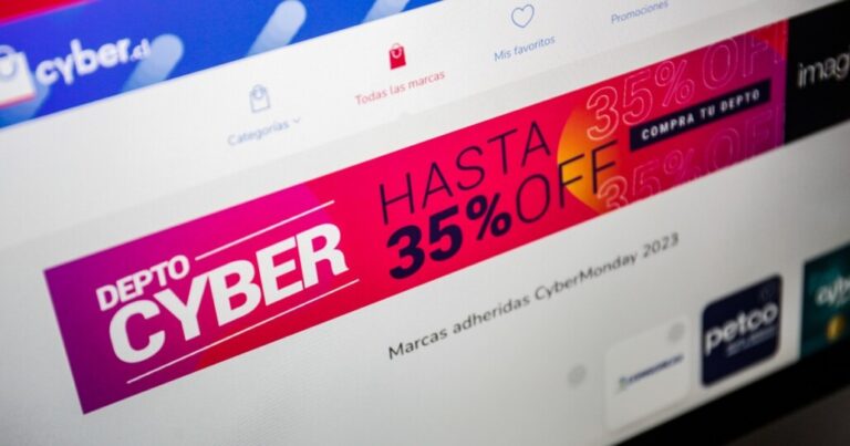 Conoce los sitios web que te ayudarán a buscar descuentos y comparar precios en este Cyber Monday