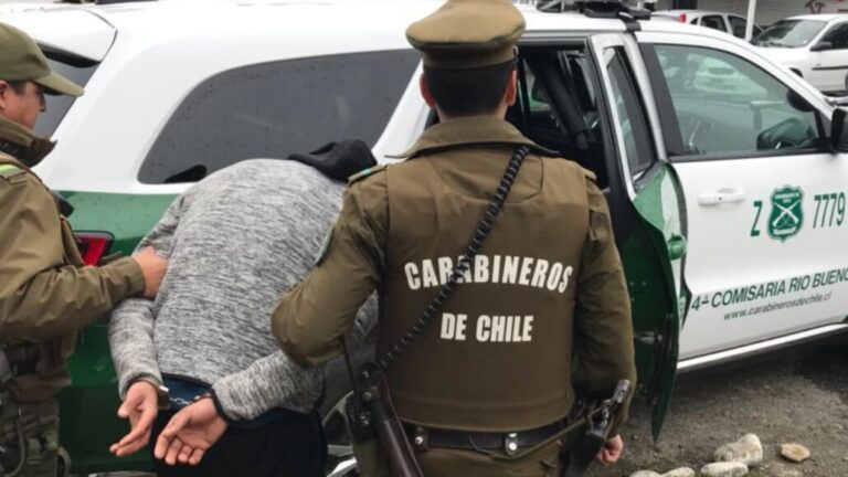 Delincuentes le robaron $1.400.000 a un hombre en Los Ángeles tras amenazarlo con un arma