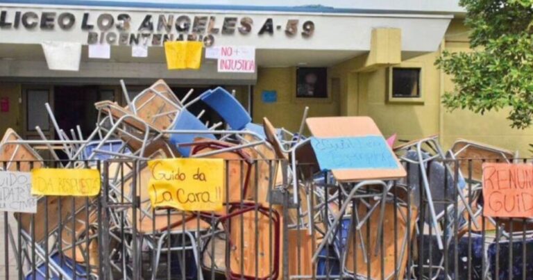 Estudiantes del Liceo Bicentenario de Los Ángeles retomarán las clases: principio de acuerdo trajo nuevo director