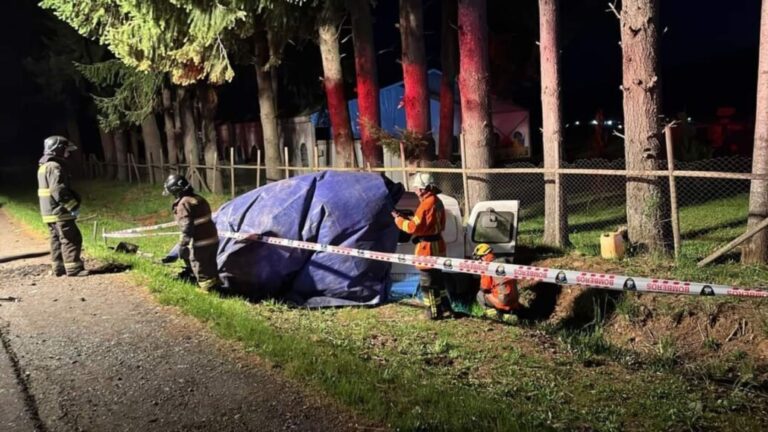 Dos personas fallecidas y dos heridos graves deja accidente vehicular de alta energía en ruta de Villarrica