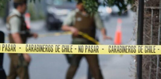 Usuario de silla de ruedas fue atacado con múltiples balazos a la salida de la ACHS en Quiliura